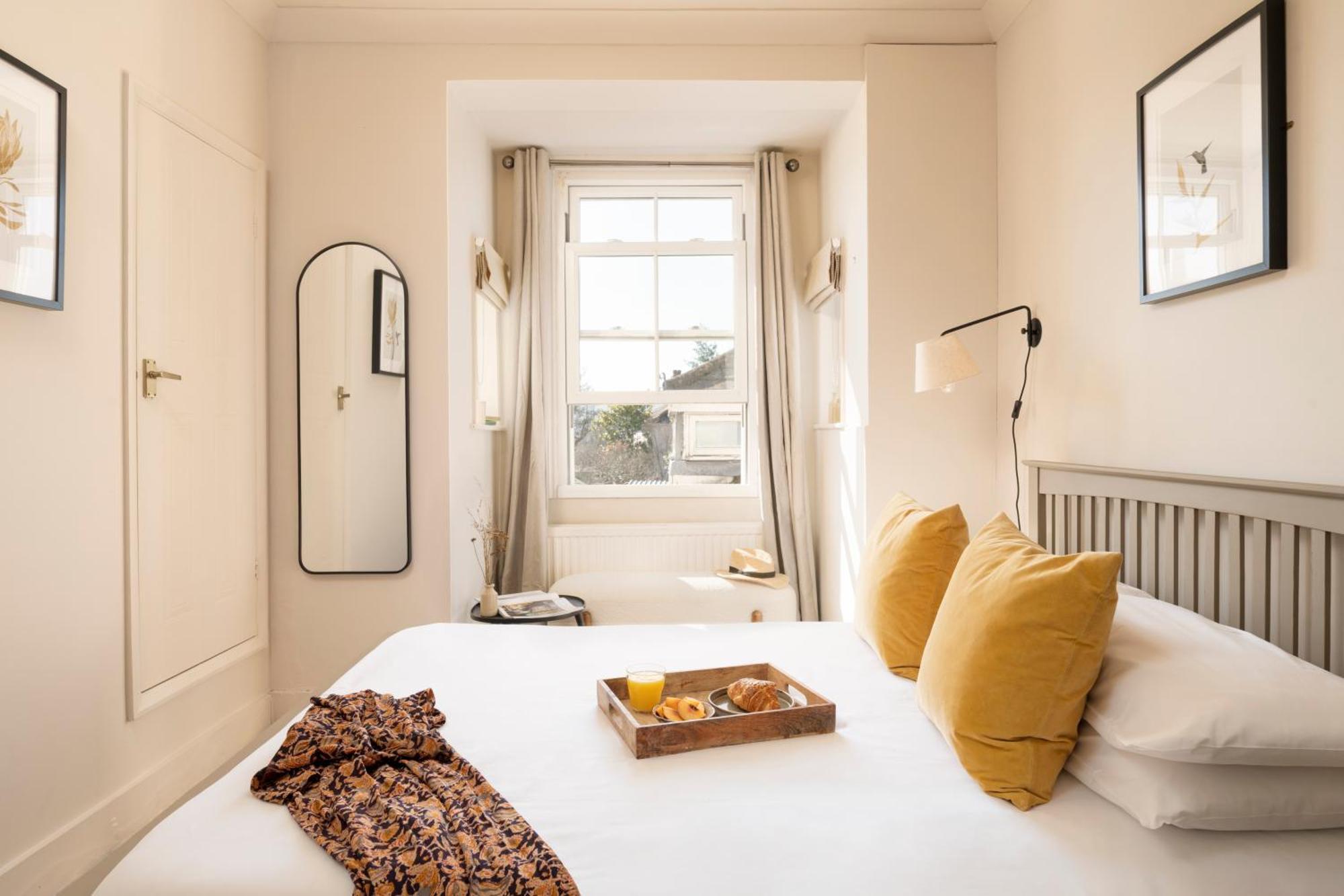 Morleys Rooms - Located In The Heart Of Hurstpierpoint By Huluki Sussex Stays ภายนอก รูปภาพ